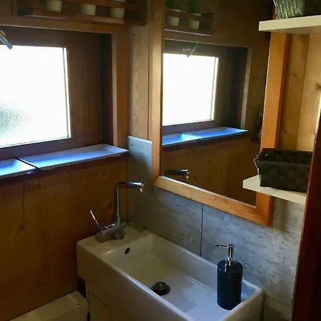 La Bigoudene Úszó hotel *